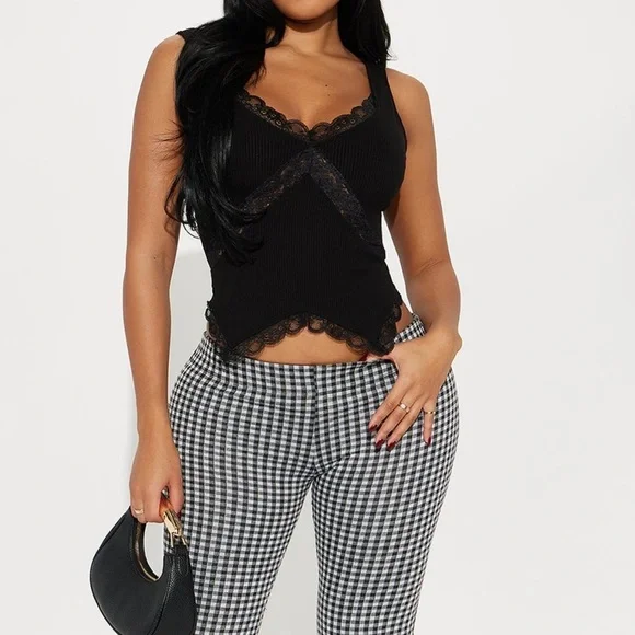 Fashion Nova Arya Snatched Lace Tank Top in Black | S | NEW - Picture 2 of 3